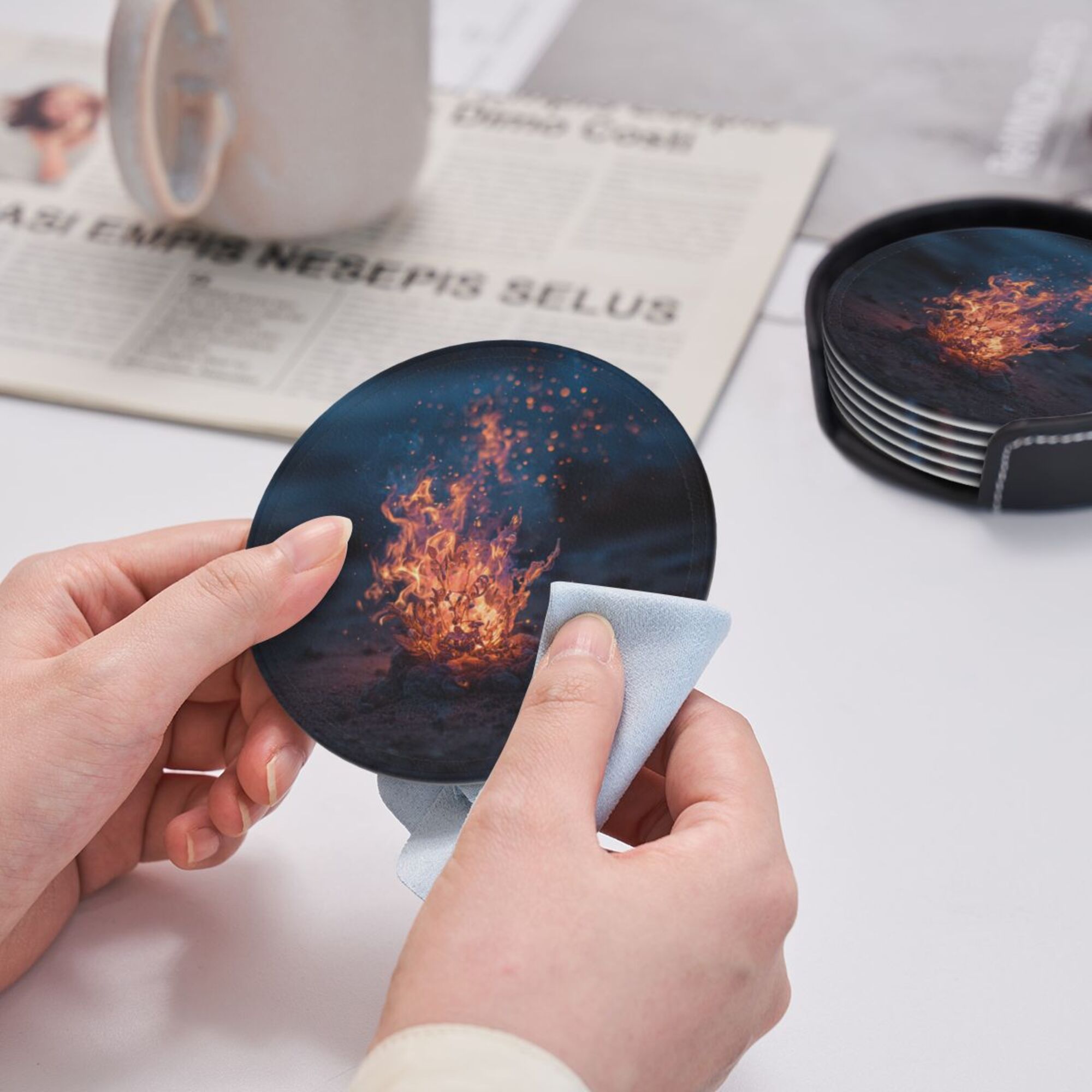 6 - Pack Round Leather Coasters: Campfire Pattern, Exquisite Storage, Protecting the Desktop