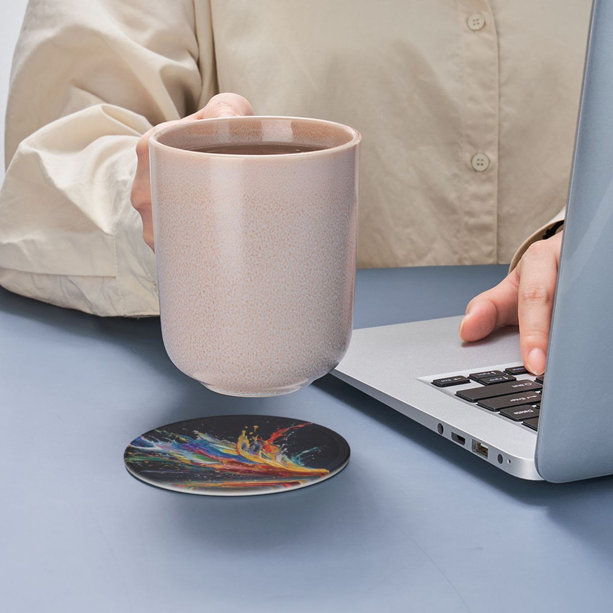 6 - Pack Round Leather Coasters: Colorful Splash Pattern, Exquisite Storage, Protecting the Desktop